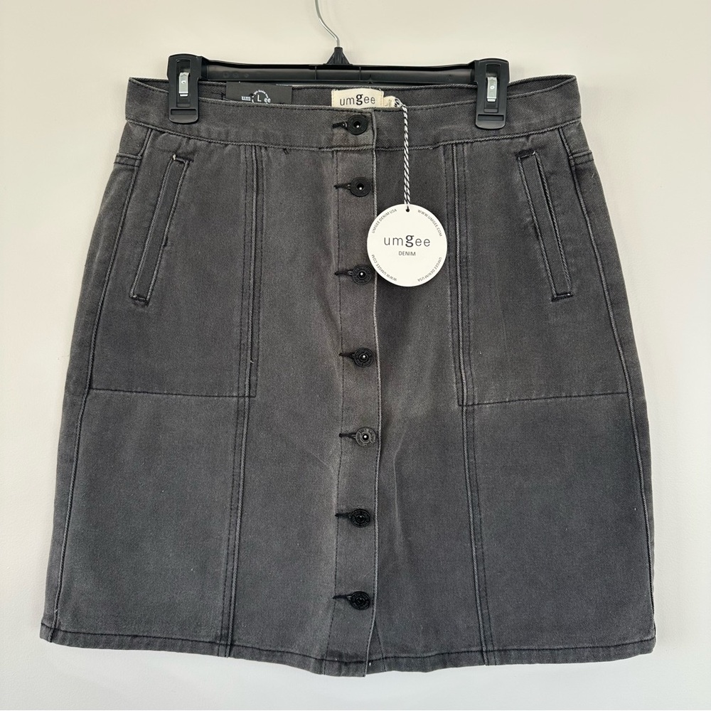 NWT Umgee Women's Gray Button-Front Skirt Size Large